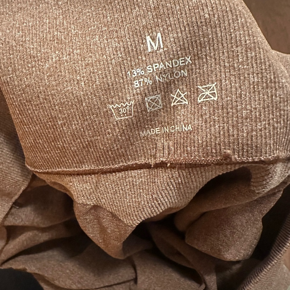 NVGTN Mocha Leggings - Picture 5 of 5